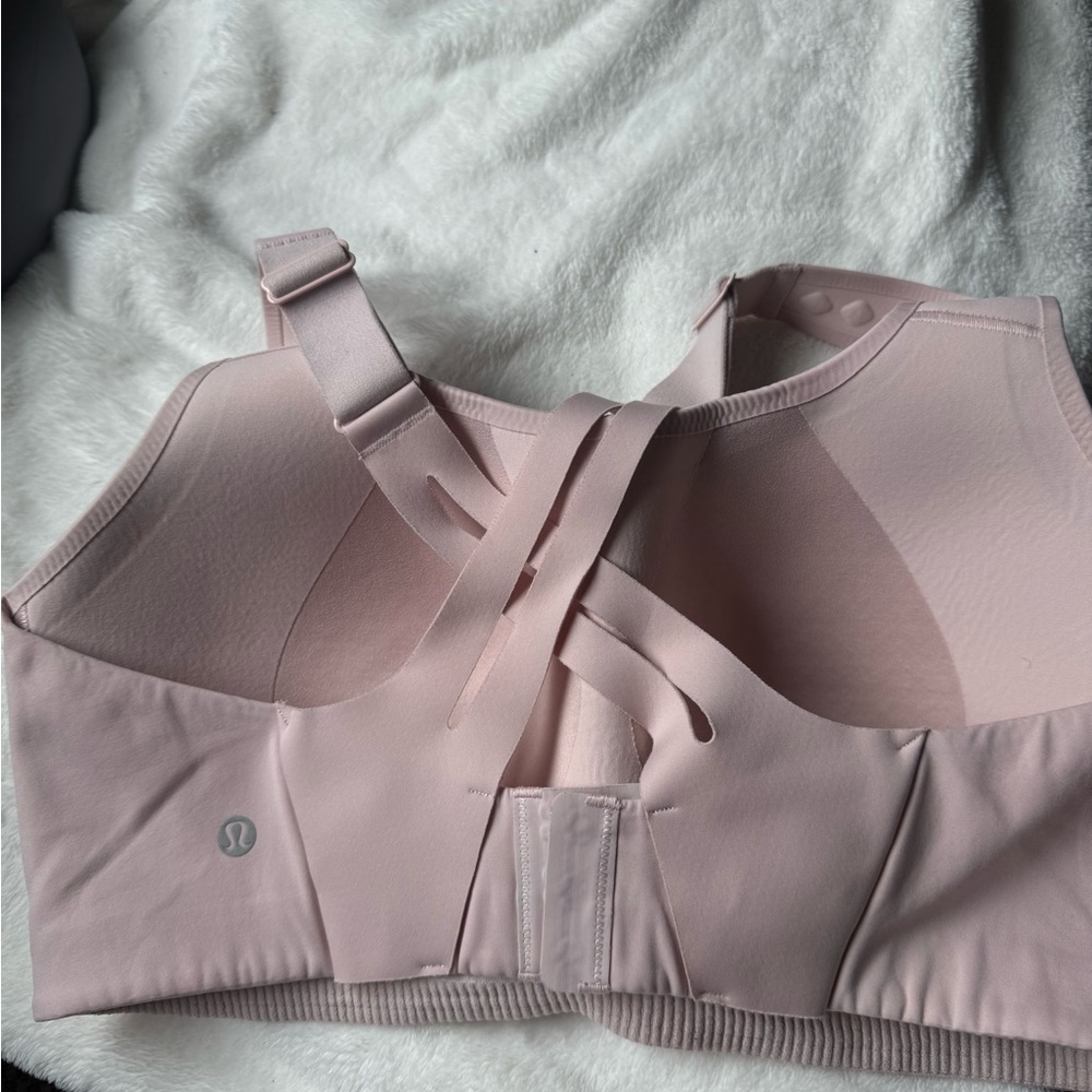 Lululemon Athletica Light Pink Sports Bra - Picture 2 of 4